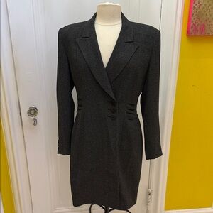 Elegant Black Women's Vintage 90s Tahari Coat dress
